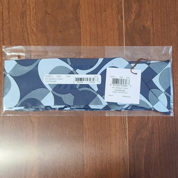 COACH PEYTON DREAM C PONYTAIL SCARF NWT - Picture 2 of 2